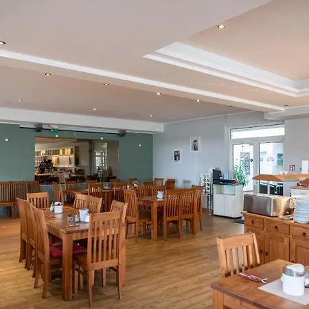 Strandlaeufer Classic 109 *